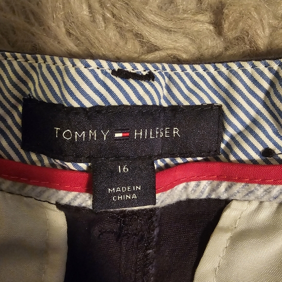 Boy's Tommy Hilfiger Navy Chinos Size 16 - Picture 3 of 3